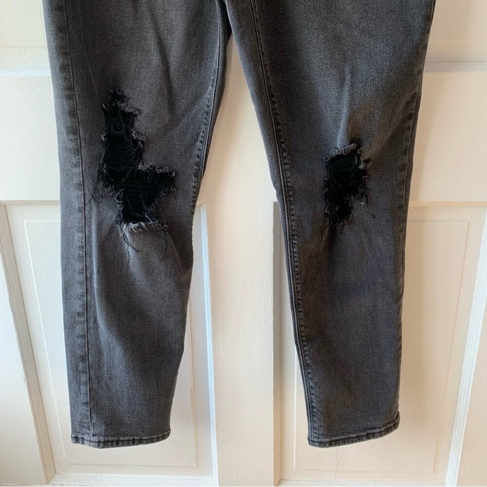 American Eagle Jeans 8 Mom High Rise Straight Leg Stretch Distressed Ripped Grey - Picture 4 of 7